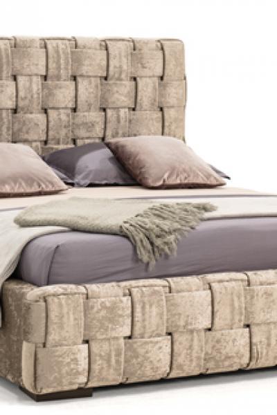 Claudia2 582a21b0d1a0408d452b3daef7d9386b1b5b9dd5